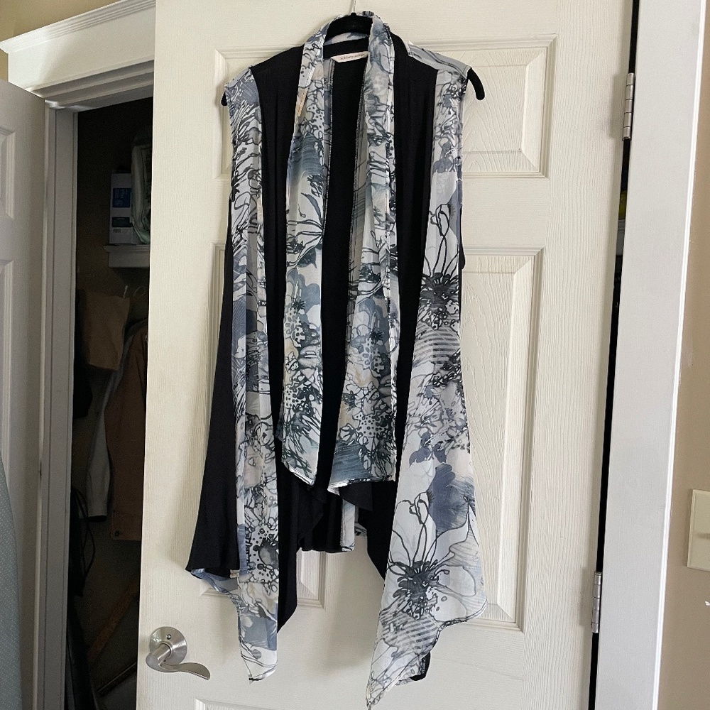 Soft Surroundings Loose fit, flowing summer vest!  Size Lg/XLg